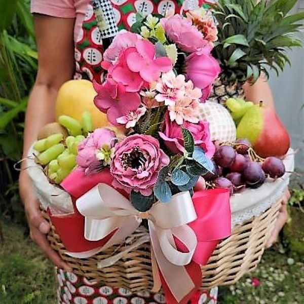 Fruit Basket with Wine - Image 2